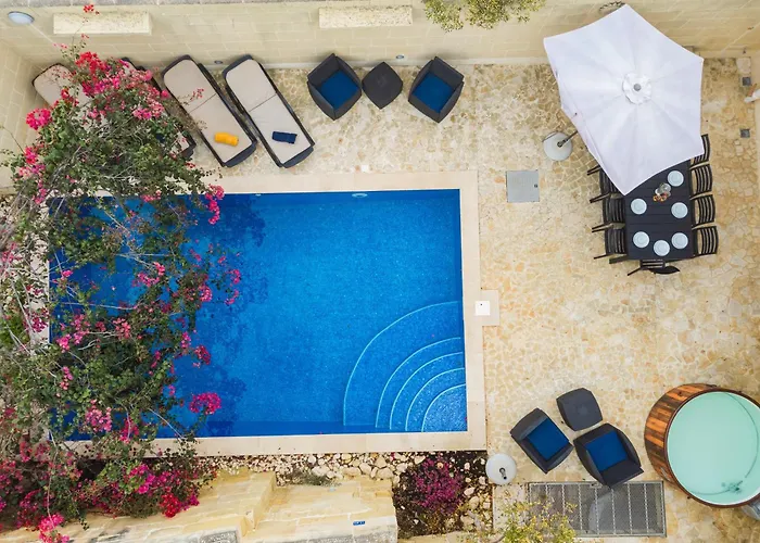 Vila Ellie Boo With Pool And Hot Tub And Games *